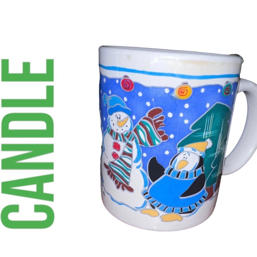 Christmas mug candle - 10oz - Picture 3 of 4